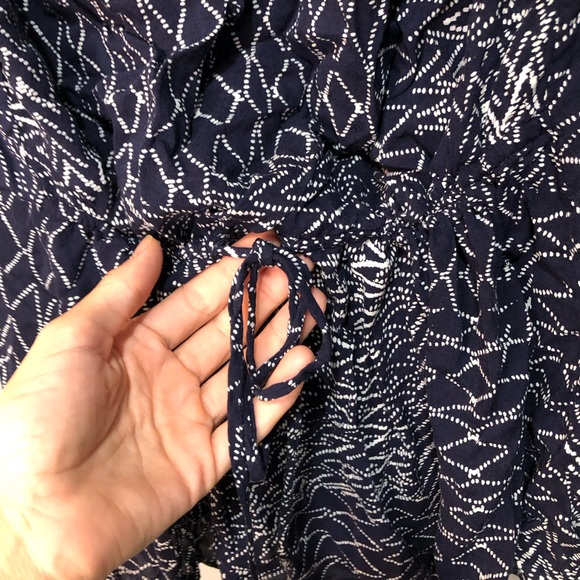 Splendid Navy and White Tank Geometric Design with a Tie Back - Picture 9 of 12